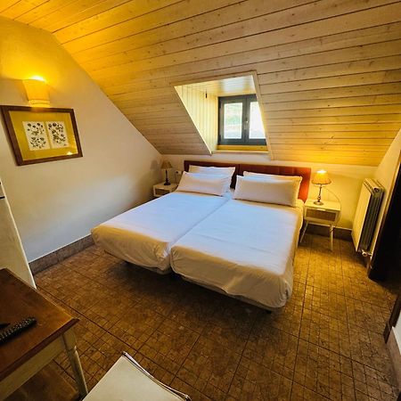 Hostal Nau Pradets Vielha Bagian luar foto
