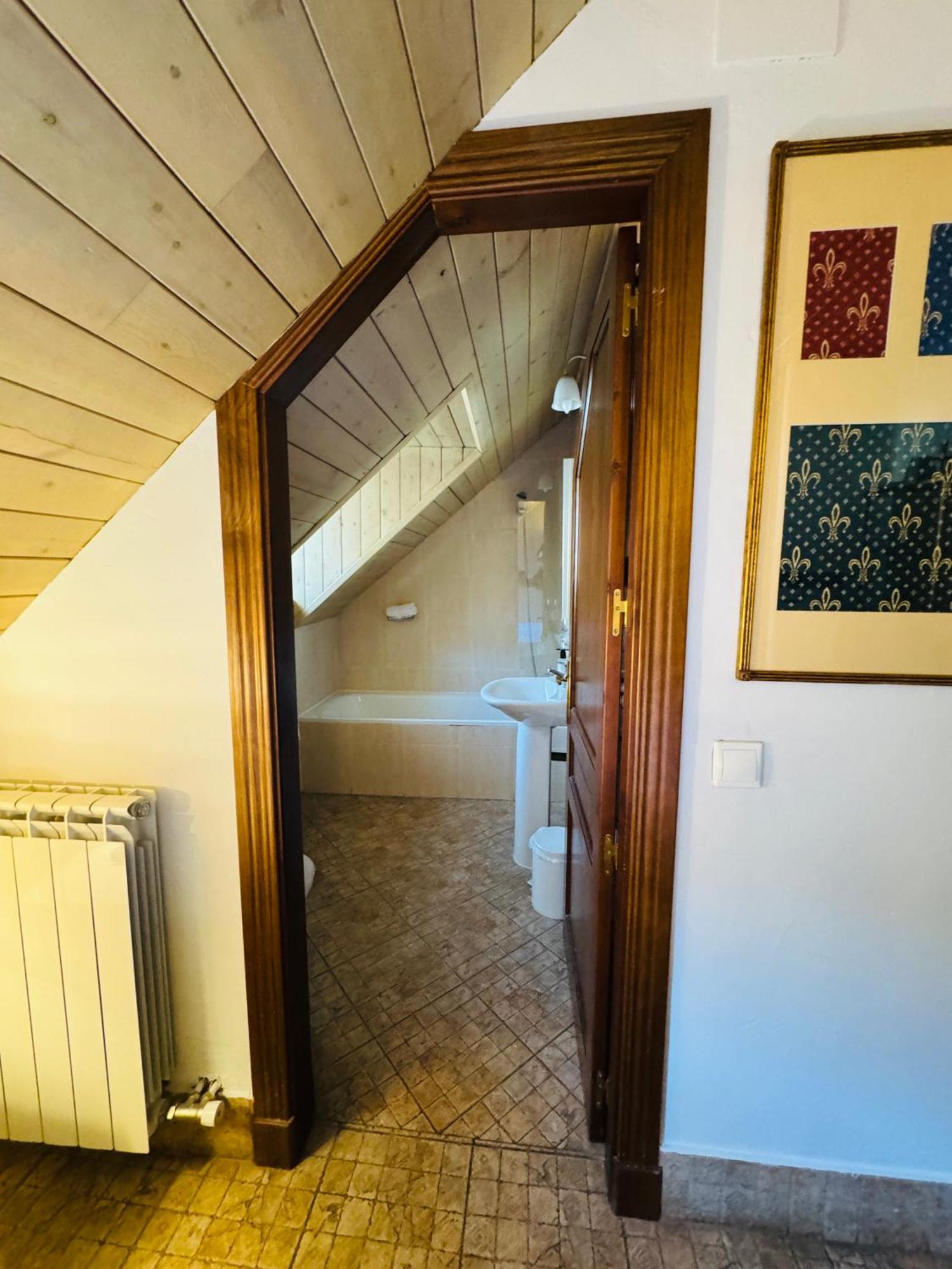 Hostal Nau Pradets Vielha Bagian luar foto